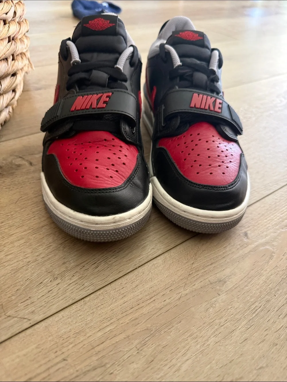 AIR‎ JORDAN LEGACY 312 size 7.5